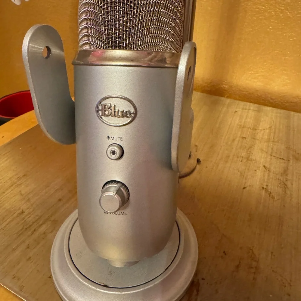 Yeti Silver USB Microphone